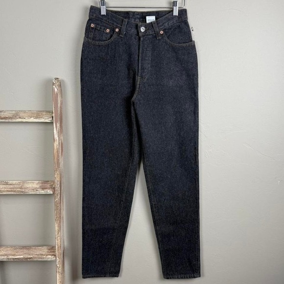 Levi's Denim - Vintage 93' Levi Strauss 13501-0658 Hairy Black‎ Denim Jeans size 9s (26x31)